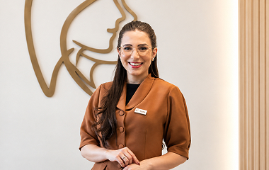 Larissa Alencar, profissional de Estética Facial da Spécialité